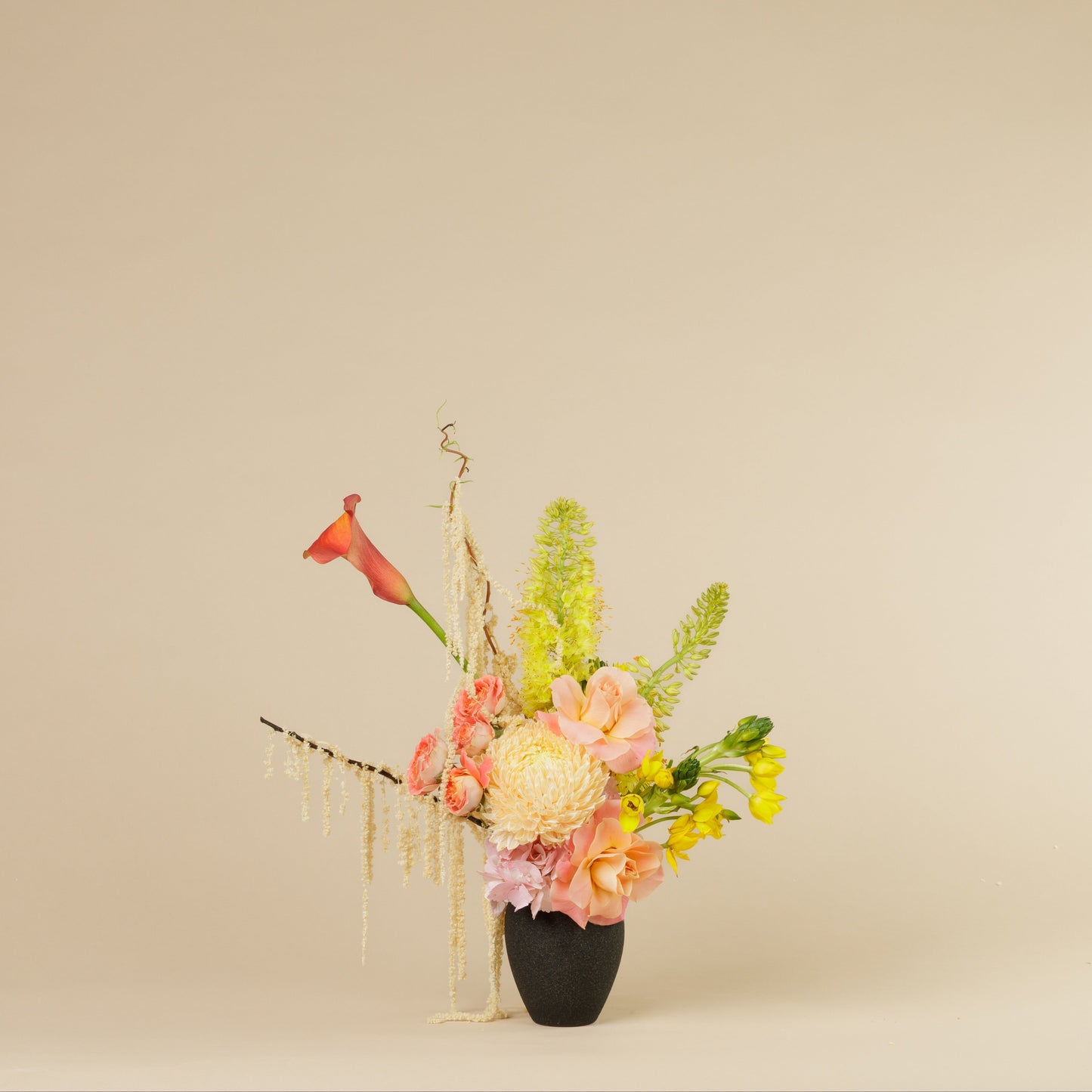 Soleil Vase Petite Vase Arrangement
